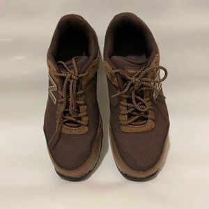 New balance shoes. Size 8.5. Absorb
